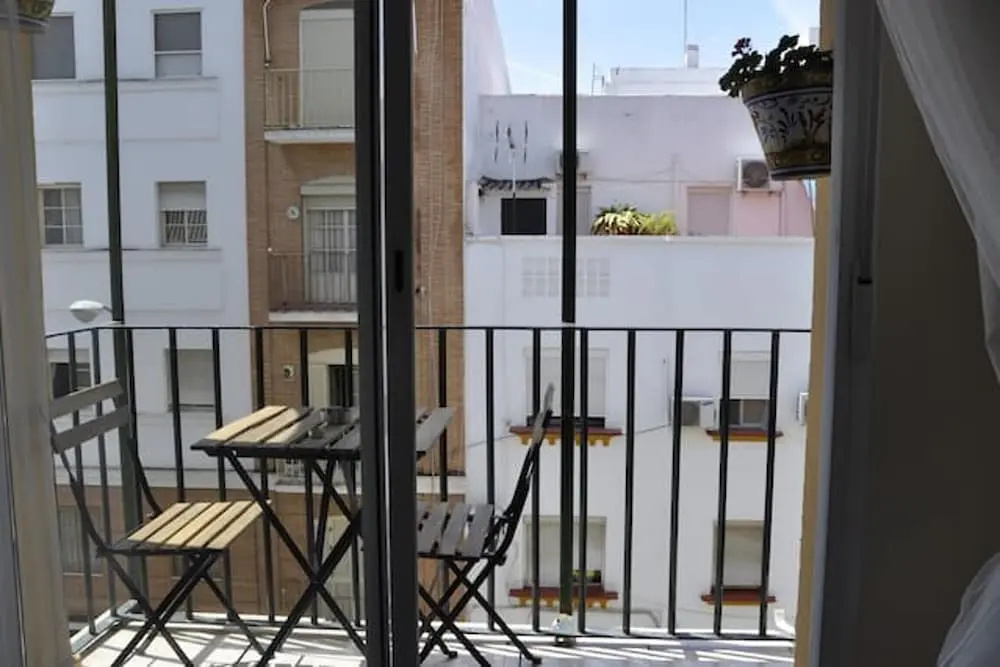 Apartment with 4 Bedrooms in Sevilla, with Wonderful City View, Furnished Balcony And Wifi - 90 Km From the Beach