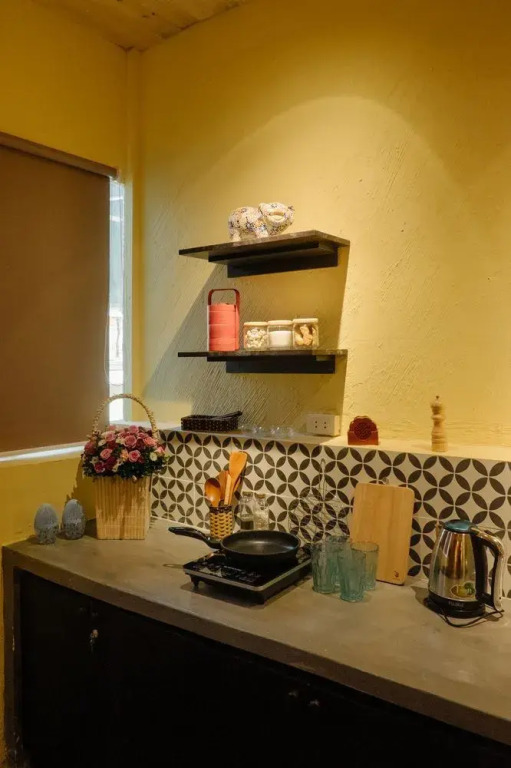 1968 Homes Cozy Vintage City Centre Home