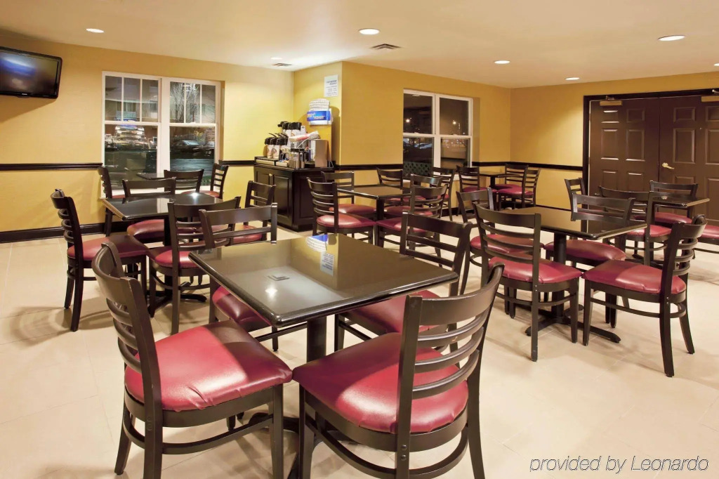 Holiday Inn Express & Suites Columbus East - Reynoldsburg by IHG