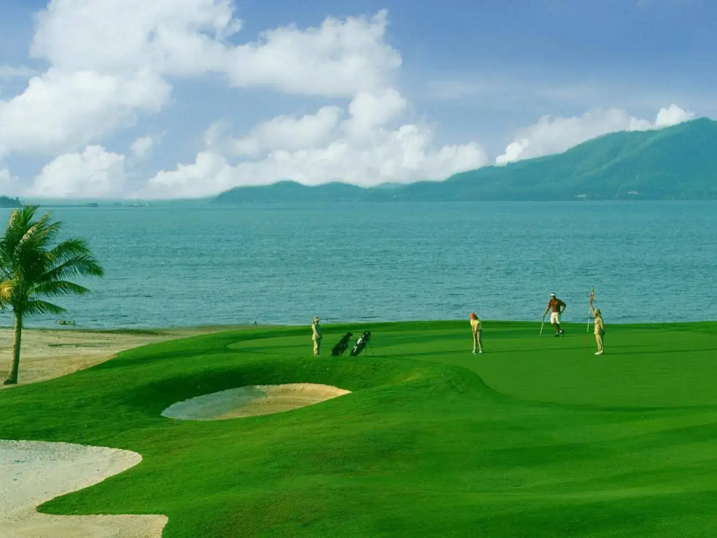 Mission Hills Phuket Golf Resort-SHA Extra Plus