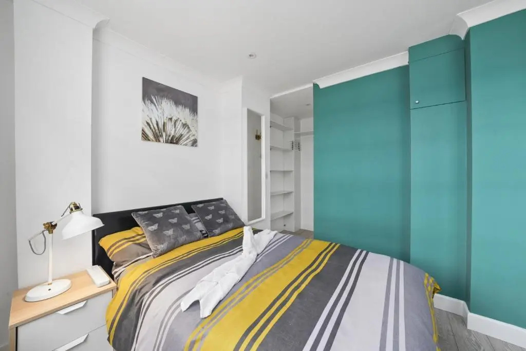 Studio in the Heart of the City - Aldgate Zone 1