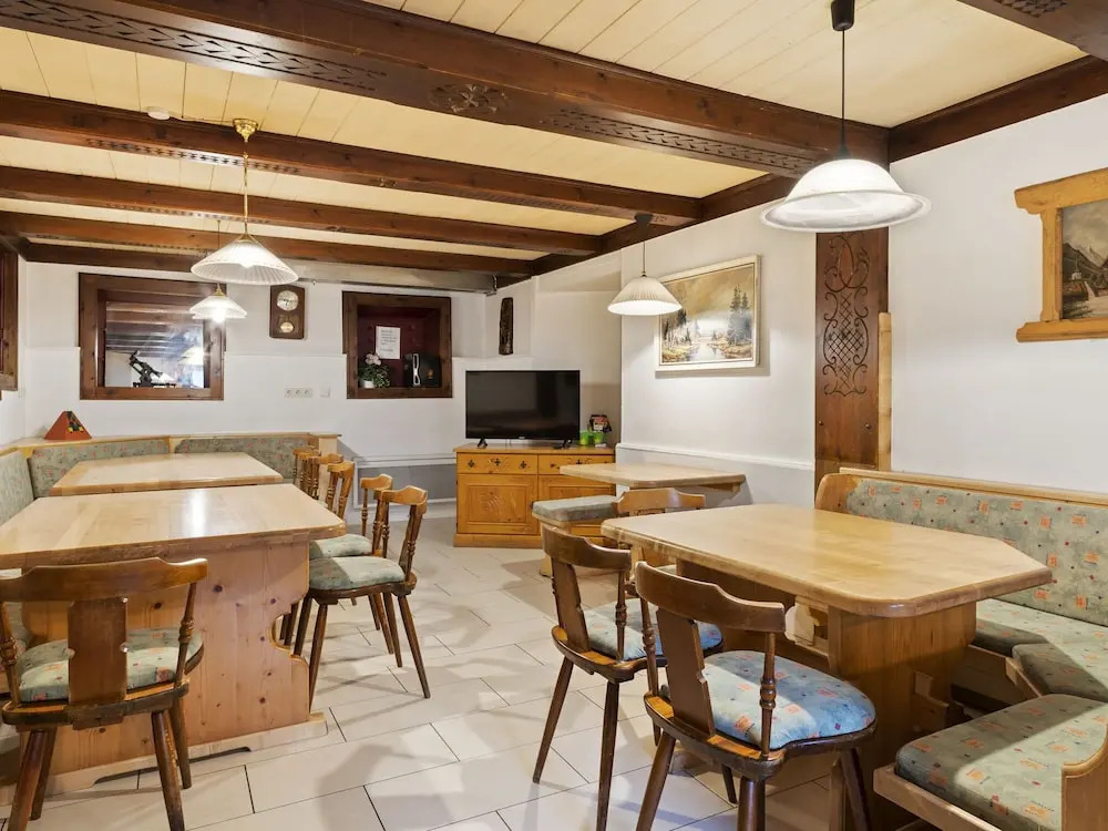 Modern Apartment in Bramberg am Wildkogel Near Ski Area