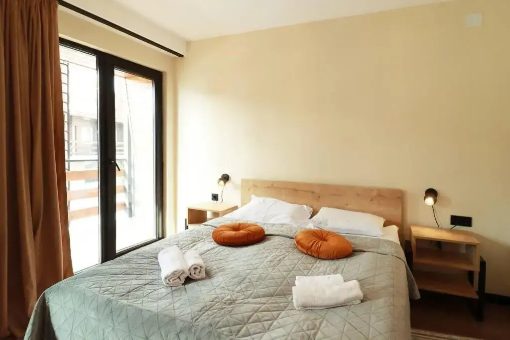 Stylish Apartment in Marshall