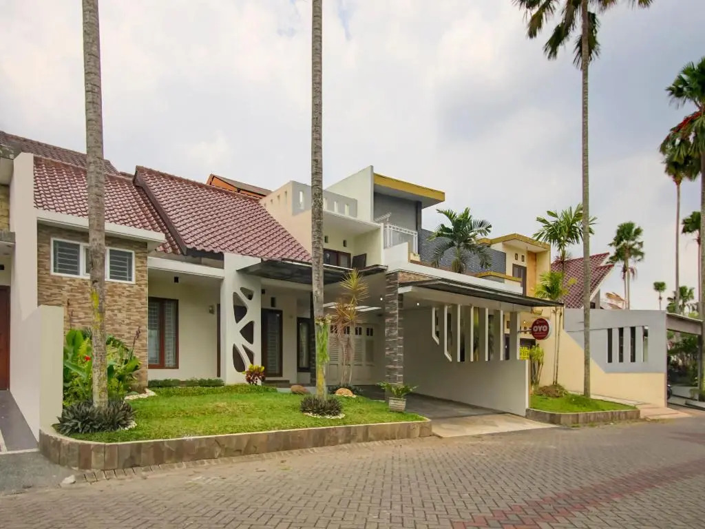 OYO 90006 Dieng Ellen s House Syariah
