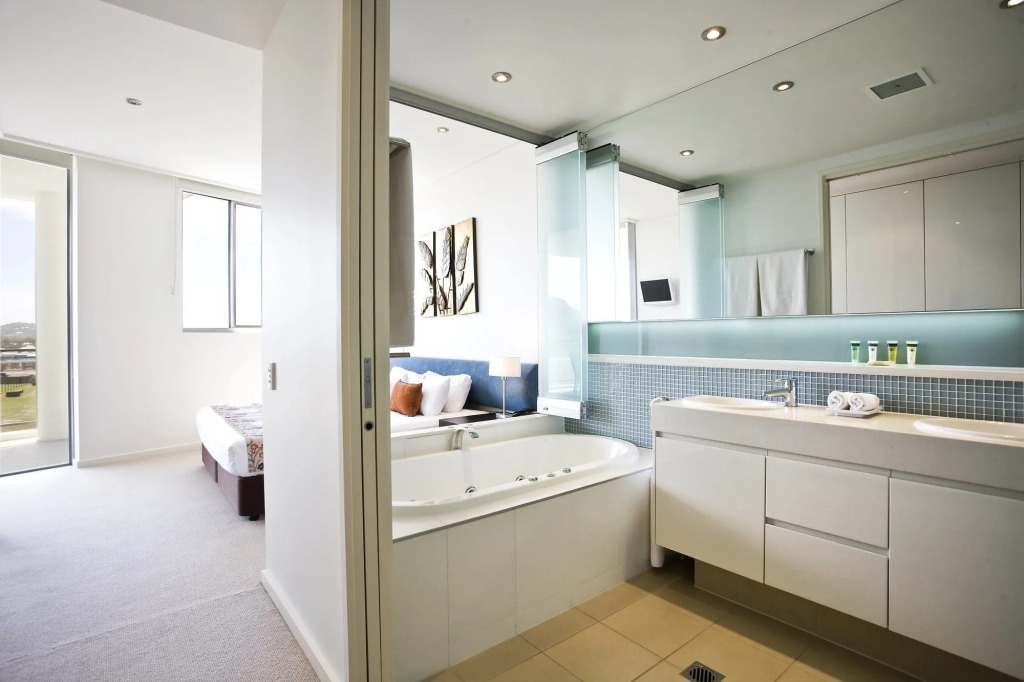 White Shells Luxury Apartments Marcoola