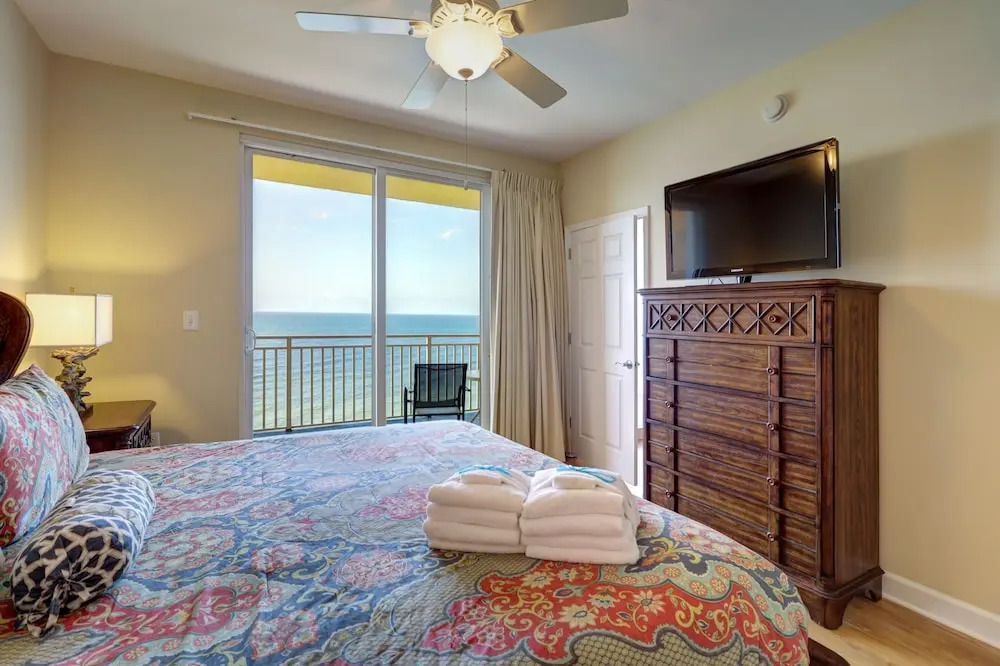 Gulf Front! 2 BR 2 BA! 11th Floor Condo + Condo Amenities!