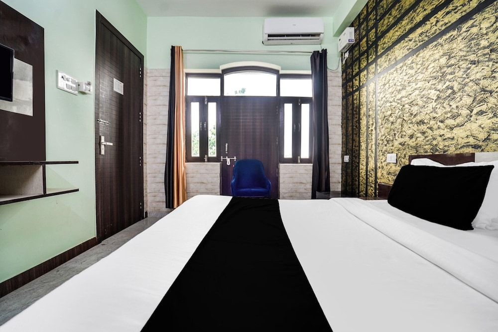 Deluxe Royal Stay Inn