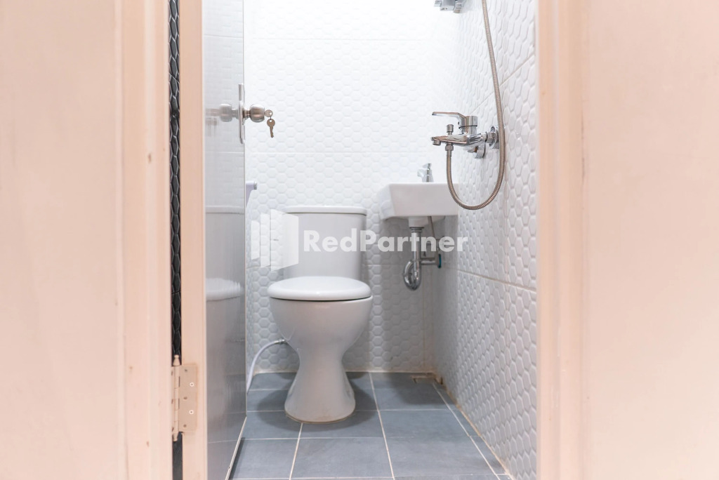 Capsule Inn Antasari RedPartner