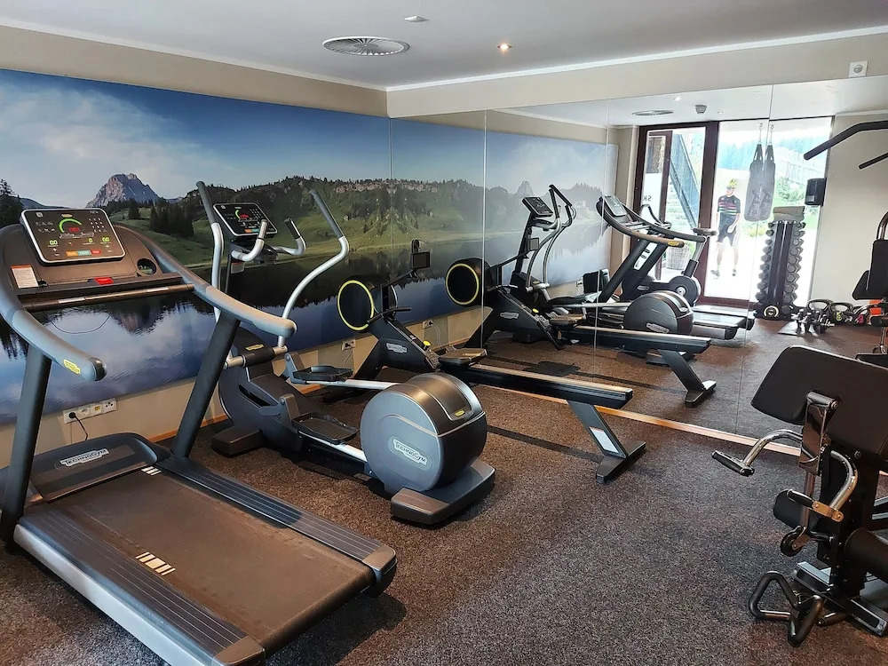 AlpenParks Hotel & Apartment Arlberg Warth mit Pool