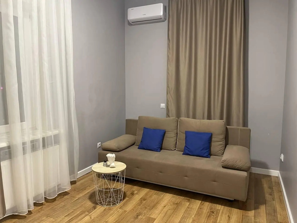 CrystalRentals (КристалРенталс) на улице Монтажников 61