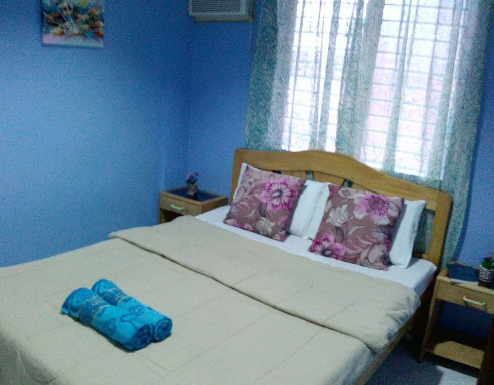 Baranda's Place Apartelle