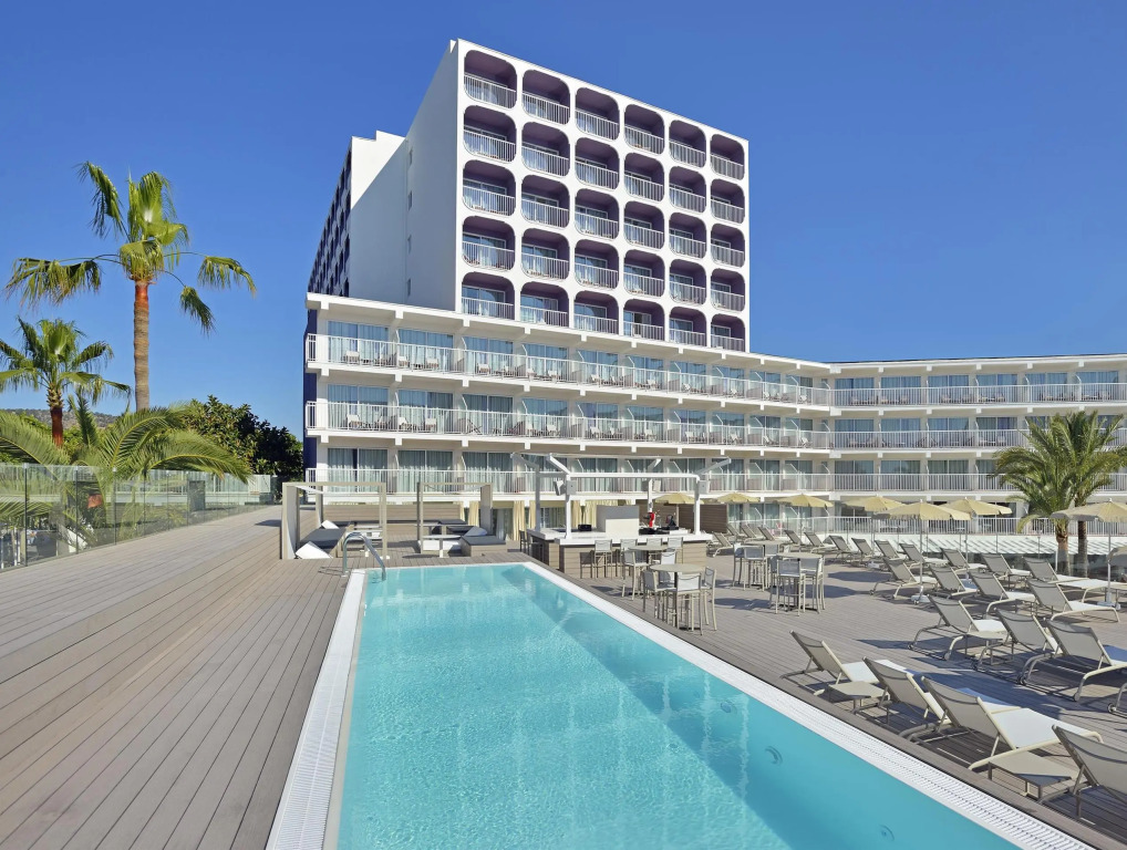 Отель Sol House Mallorca
