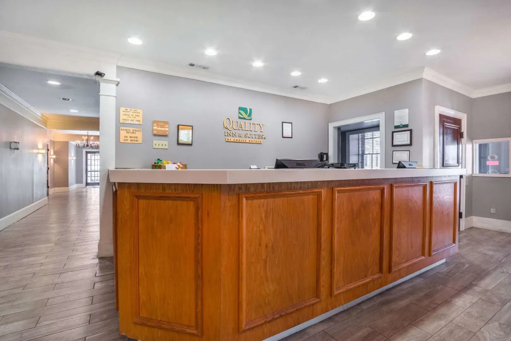 Quality Inn & Suites Santee I-95