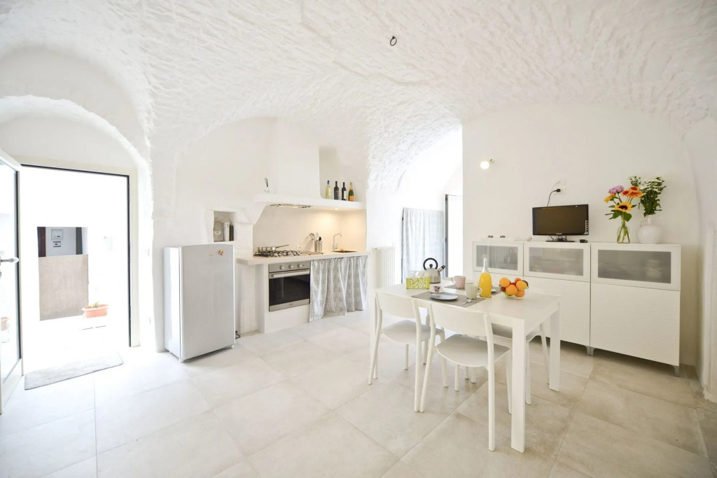 Casetta Arco Con Balcone
