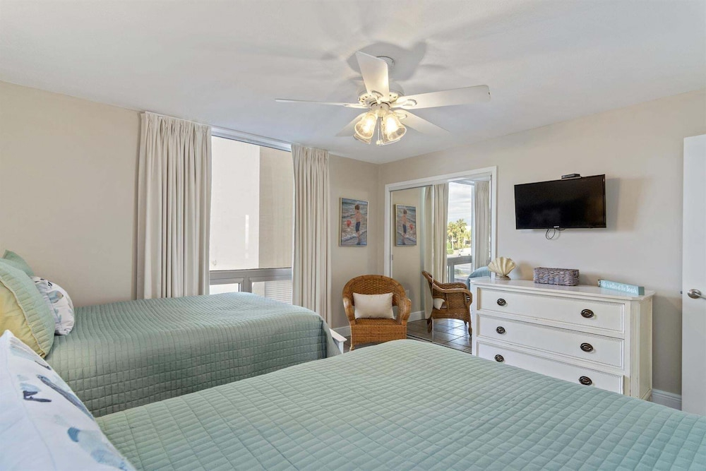 Shoreline Towers 2026 3 Bedroom Condo