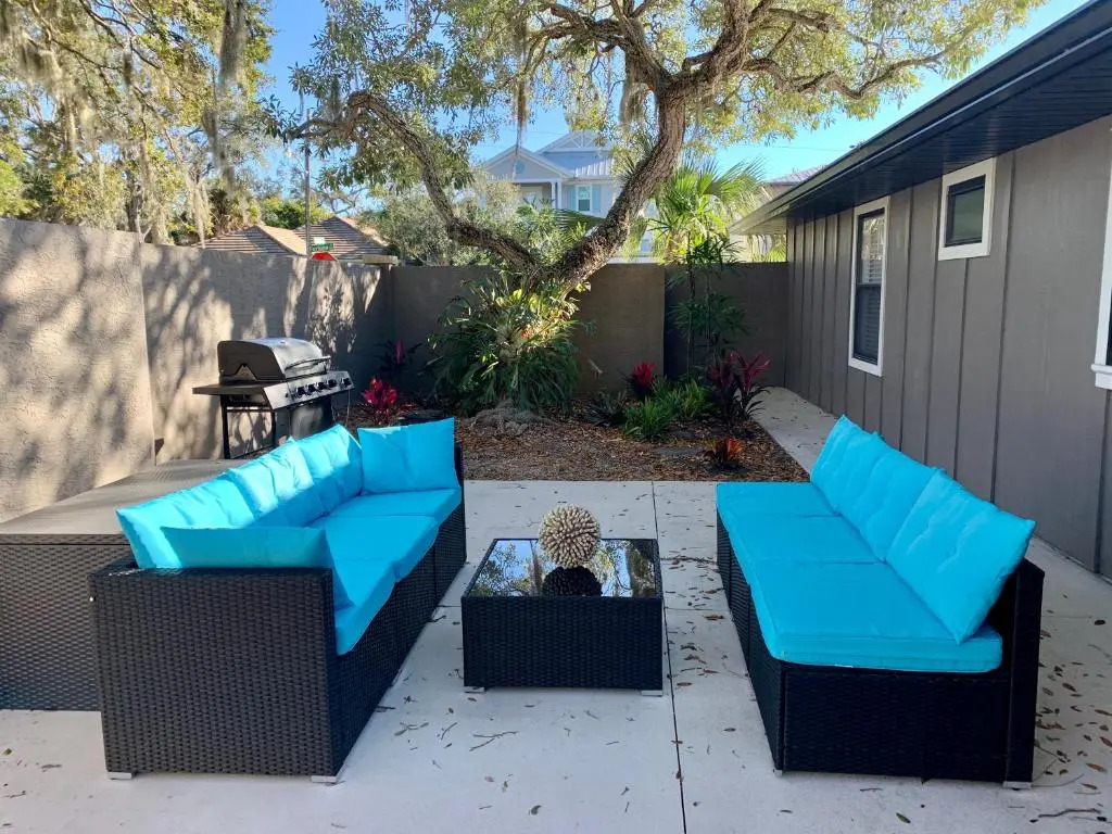 Modern Coastal Home near Siesta Key and Downtown