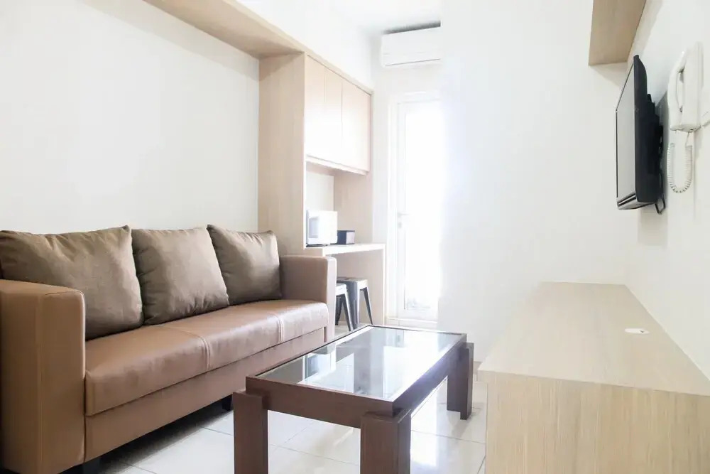 Comfy 2 Bedroom at The Springlake Apartment by Travelio