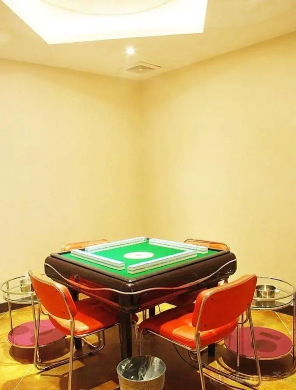 Tianlun Huangchao Fashion Hotel