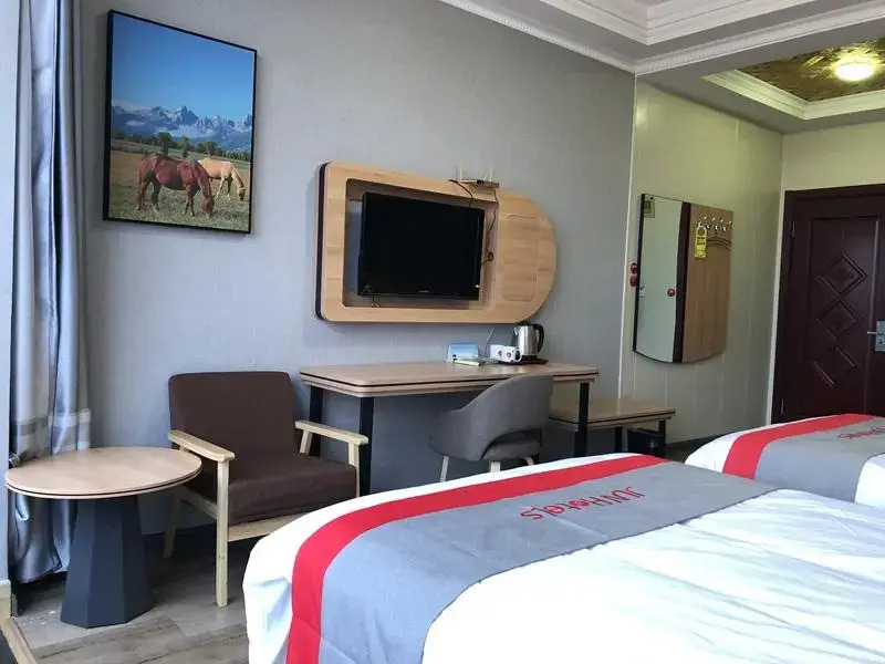 Jun Hotel Shandong Qingdao Mocheng Road Bus Terminal