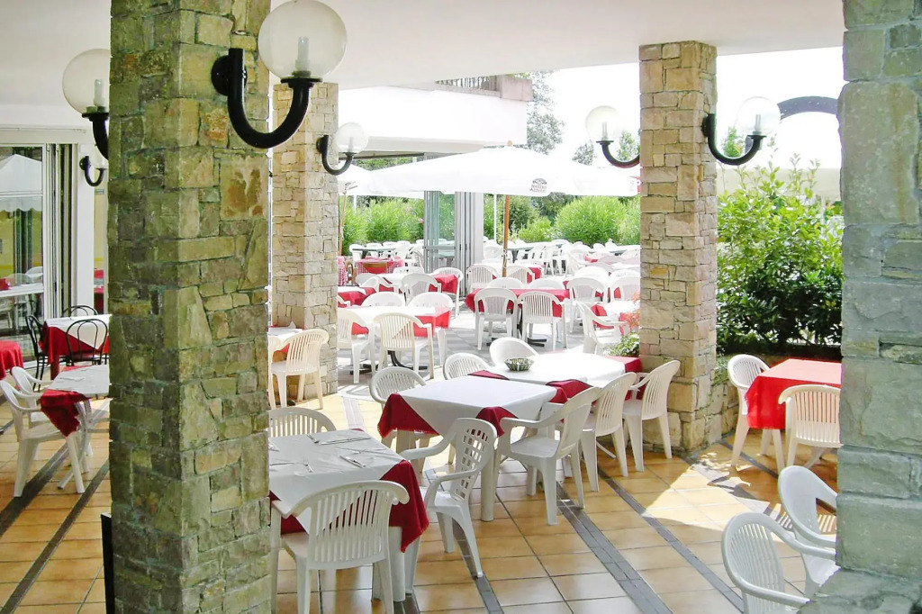 Apartment in Moniga del Garda with balcony or terrace