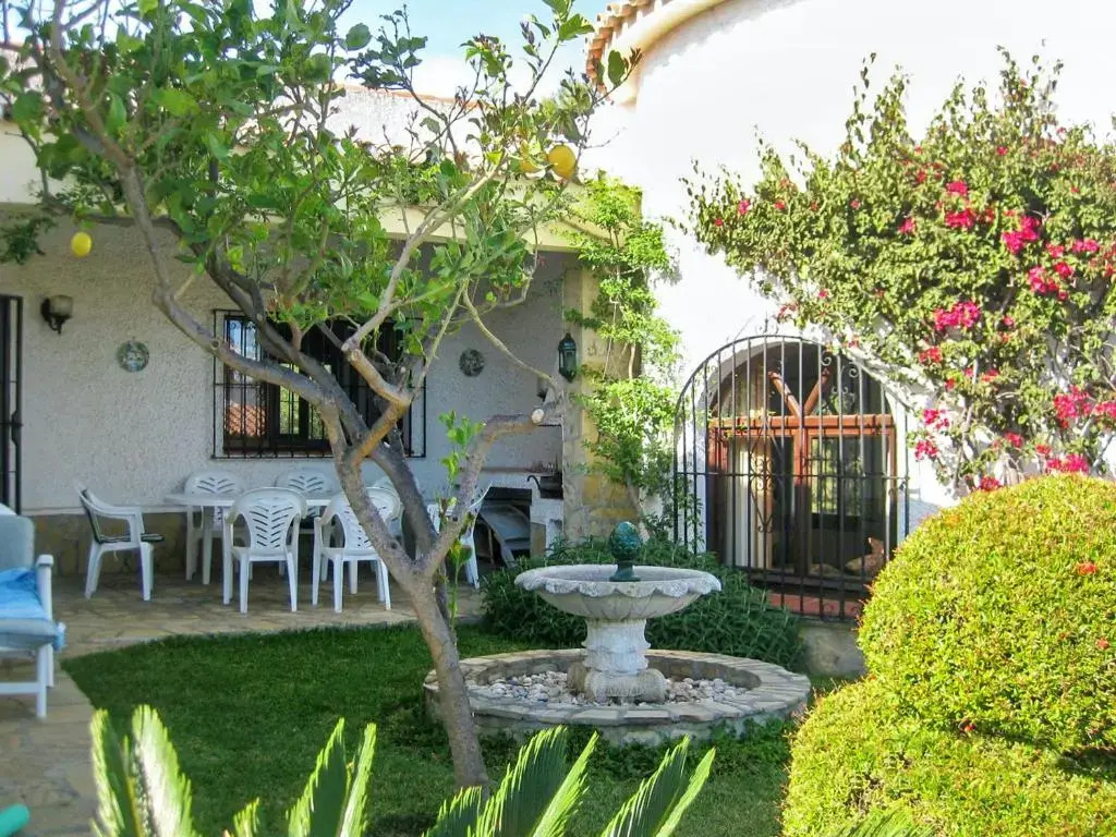 House With 3 Bedrooms in Benajarafe, With Wonderful sea View, Private