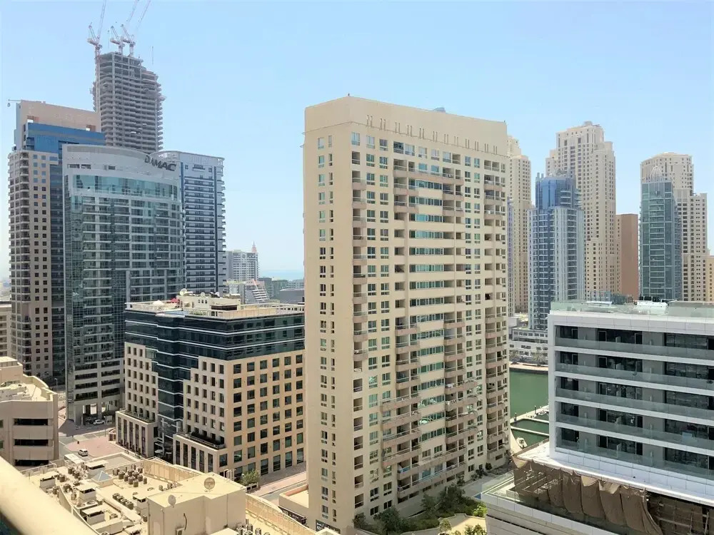 DHLA - Modern 2BR balcony in Marina