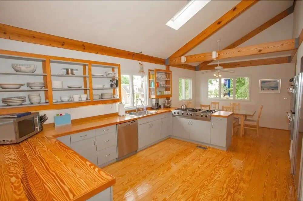 Sail Away 3 Bedrooms 2.5 Bathrooms Home