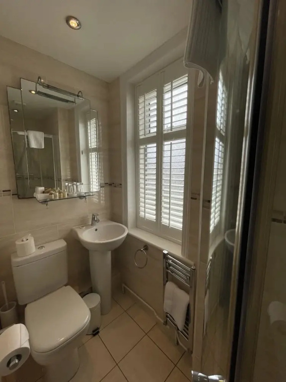 Grosvenor Lodge Guest House