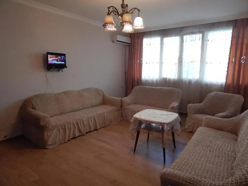 Georgian Apartaments 3