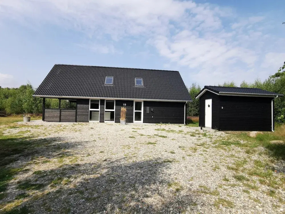 New Luxury Holiday Home With Nature View Near Østerby Harbour