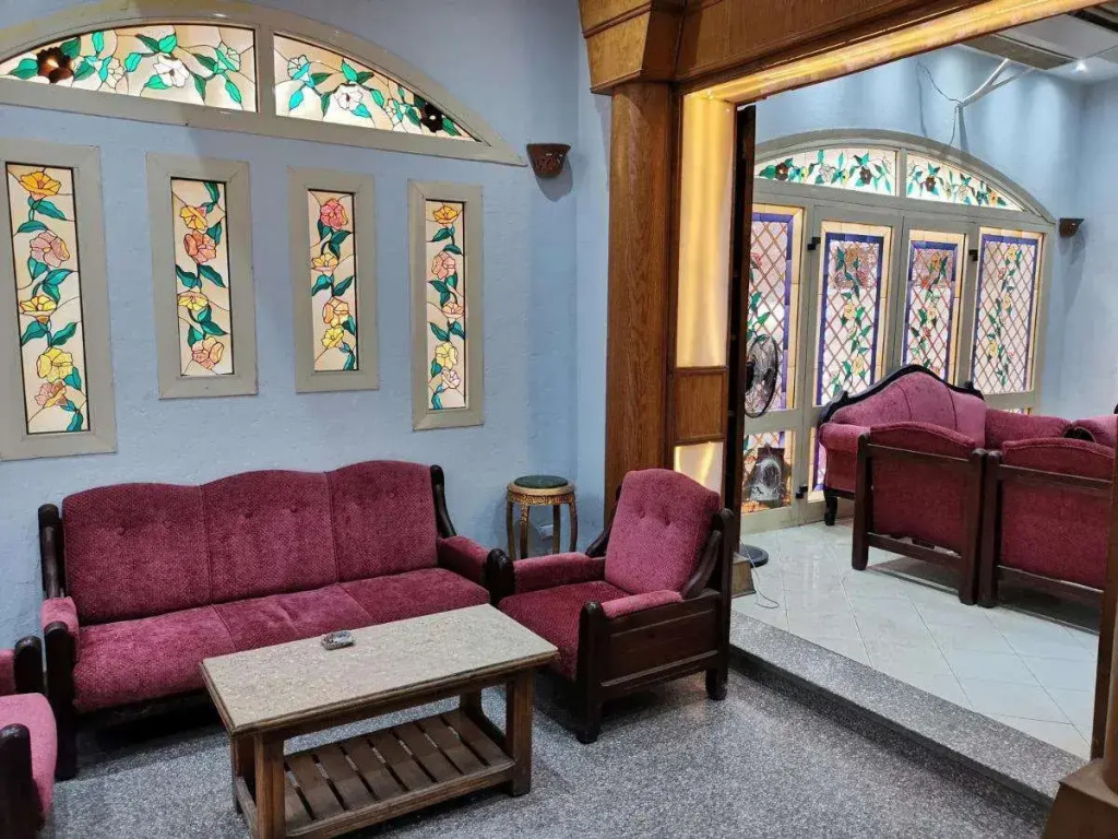 Golden Rose Hotel