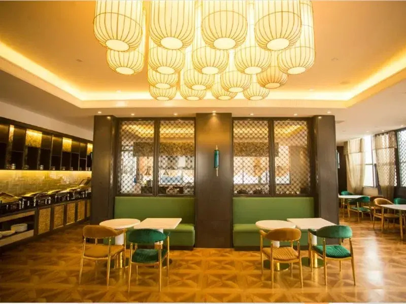 Metropolo Jinjiang Hotels (Fengxian Jinjiang Building)