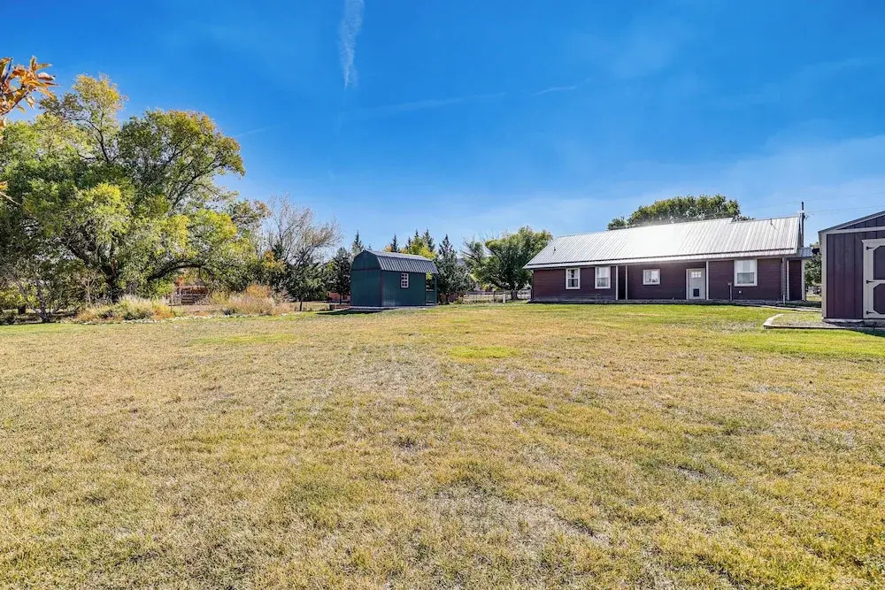 Hike & Ski! Home w/ Dog-friendly Yard in Eagar