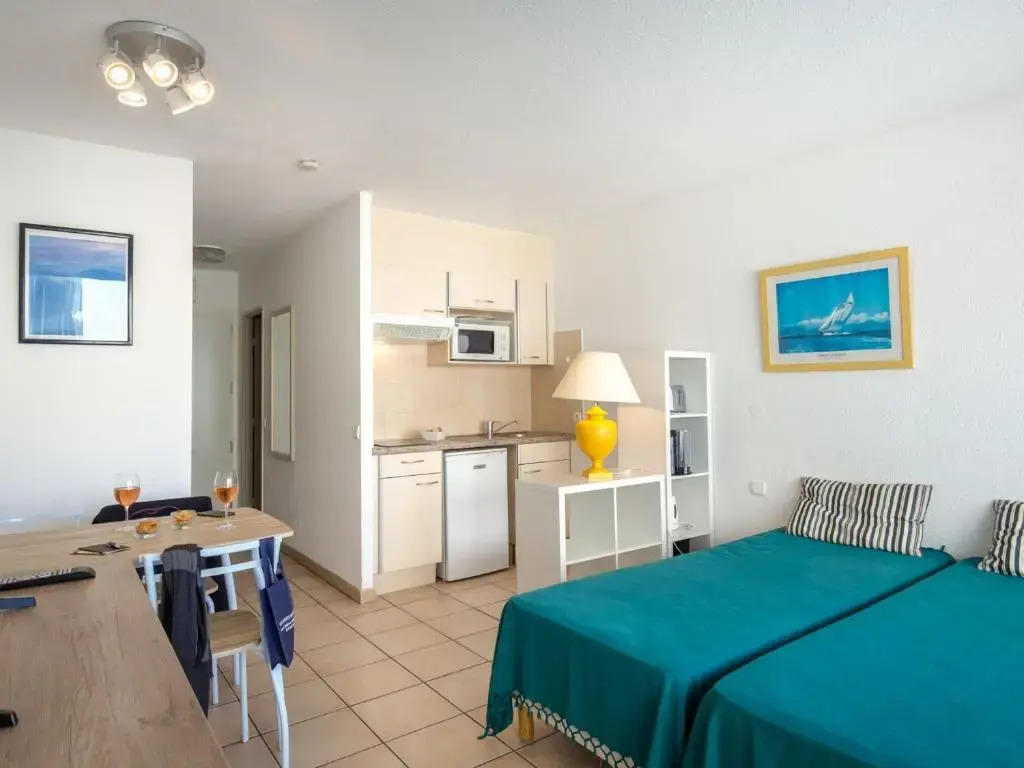 Appartement Saint-Raphaël, 1 pièce, 3 personnes - FR-1-466A-37