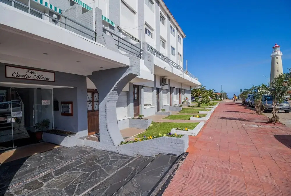 Apartamento Familiar Faro de Punta del Este - Edificio Cuatro Mares