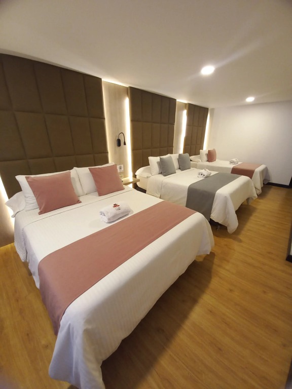 HOTEL SANTORI