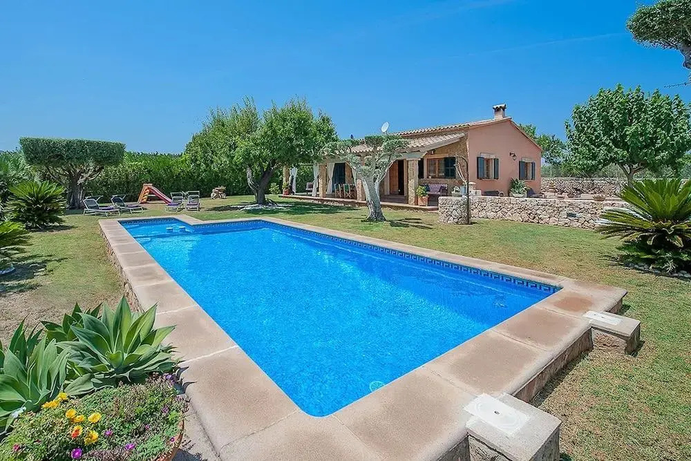 Villa Shortet den Joan in Alcudia by JS Villas