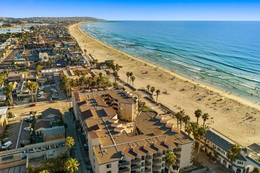 All-suite Pierside W/ Ocean-view Balconies 2 Bedroom Condo