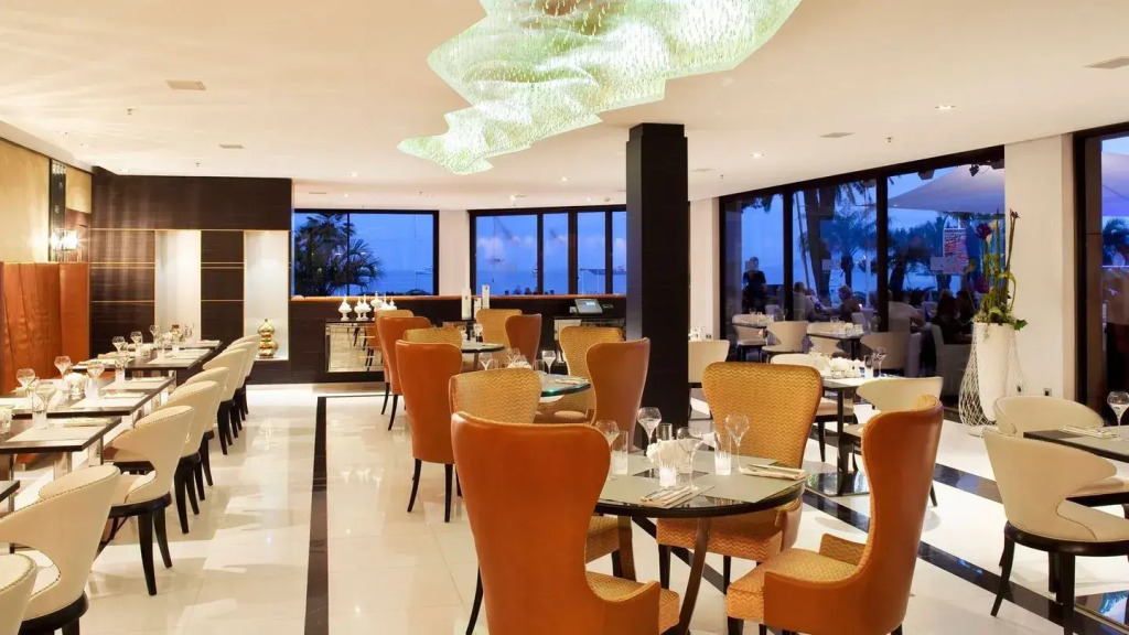 JW Marriott Cannes