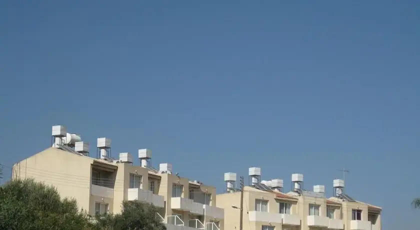 Parojim Apartments