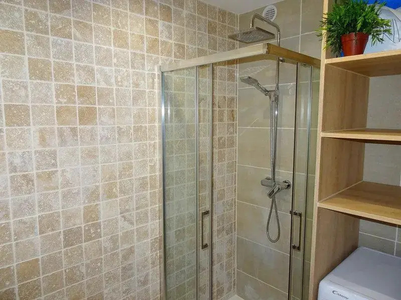 Les Cascadelles No.6
