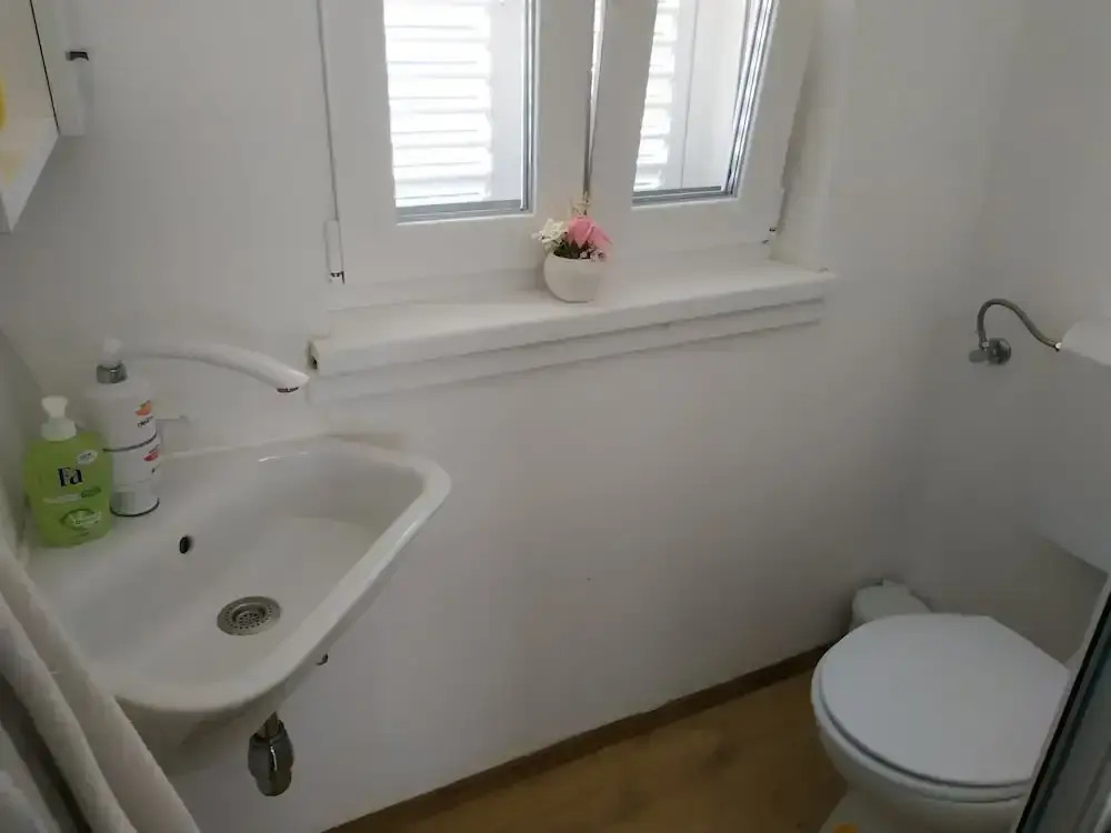 Detached Holiday House few Steps From the Beach