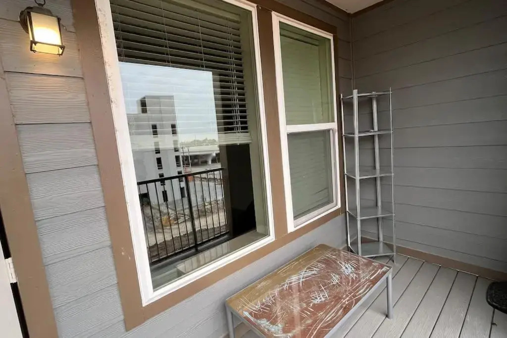 Sexy & Sensual 1BR Escape