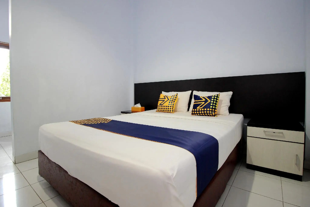 SPOT ON 2842 Hotel Rindu