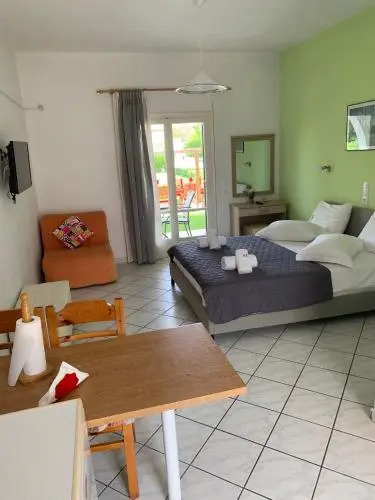 Eleftheria Studios and Apartments