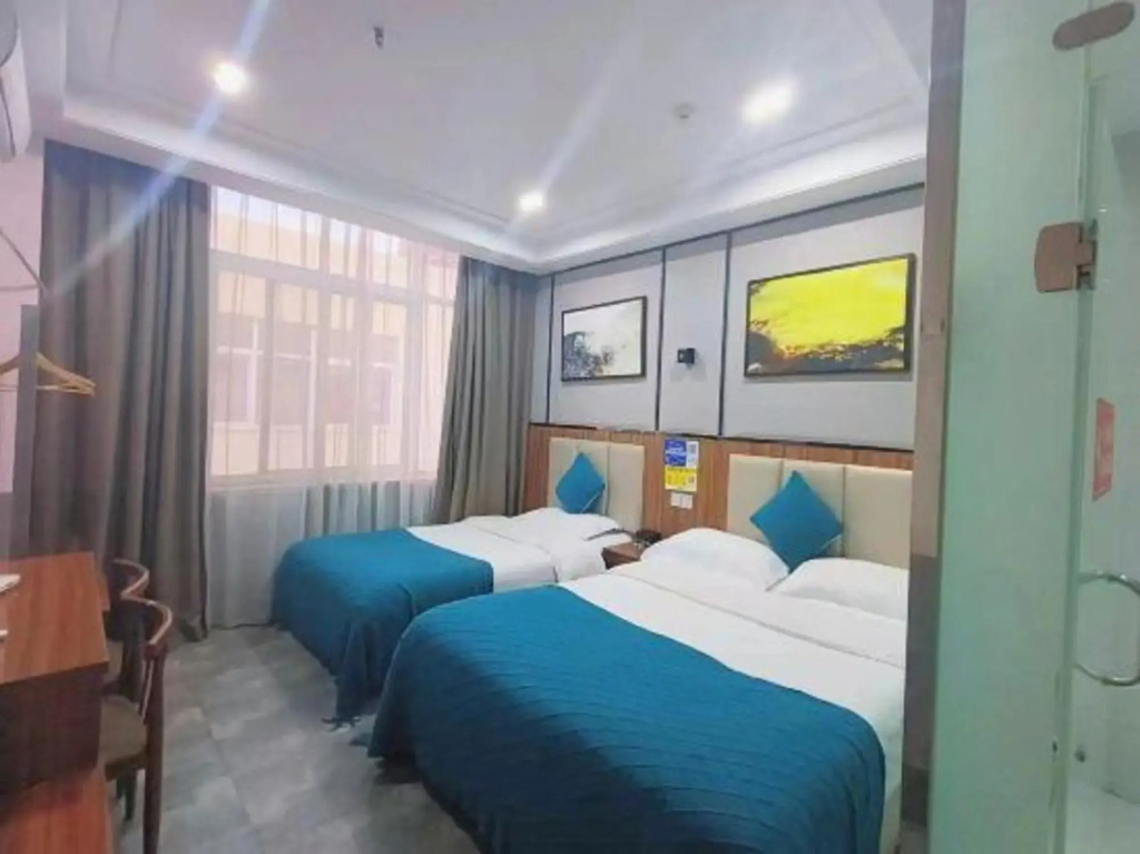 Molly Hotel (Zhengzhou Zhacheng Subway Station Branch)
