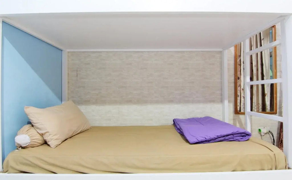 Radio Backpacker Guesthouse Syariah