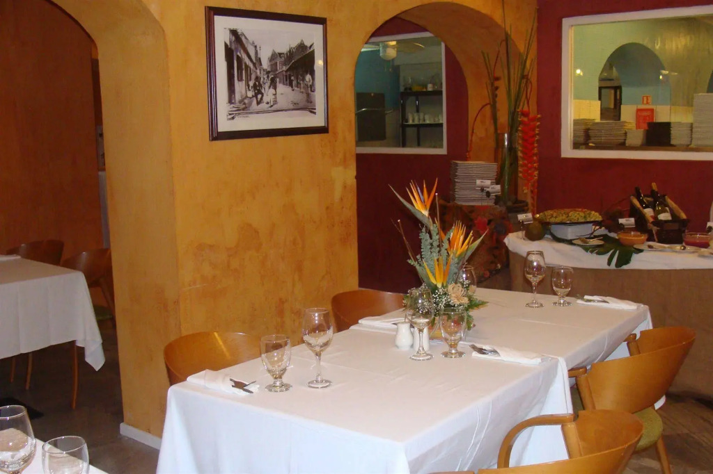 Academy Hotel Curacao