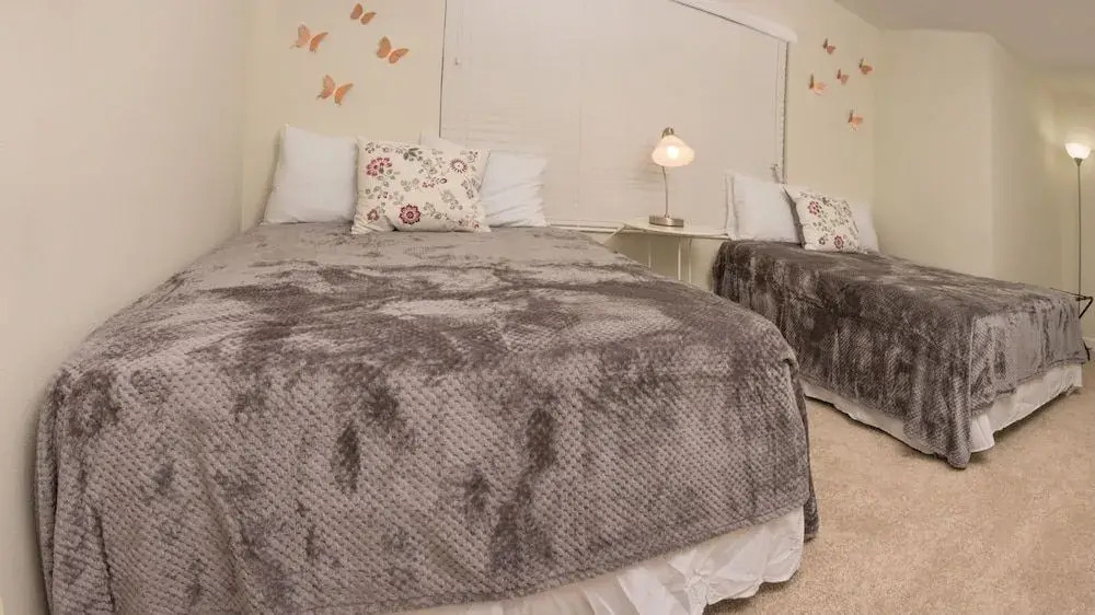5 BR 4 BA Townhouse by Nord NH-18002