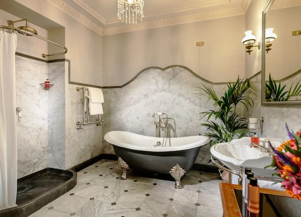 Hotel Locarno